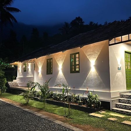Calm Shack - 2 Bedroom-Boutique Farm Stay Муннар Екстер'єр фото