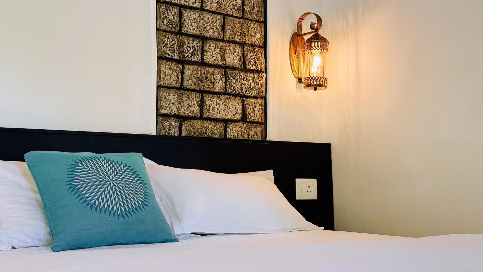 Calm Shack - 2 Bedroom-Boutique Farm Stay Муннар Екстер'єр фото
